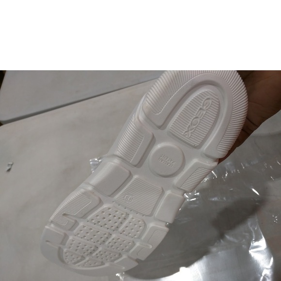 Geox Boys' J Aril Boy A Trainers